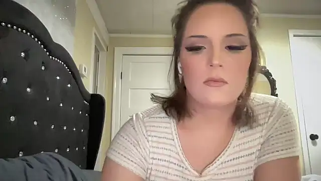 Snapshot of sexylilly69 chatting on 27, 2, 2025 sexylilly69 online show from 27, 2, 2025