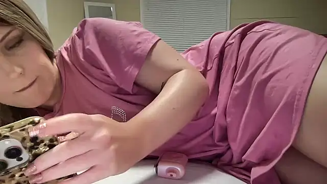 Snapshot of sexylilly69 chatting on 1, 3, 2025 sexylilly69 online show from 1, 3, 2025