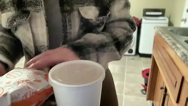 Snapshot of sexylilly69 chatting on 18, 3, 2025 sexylilly69 online show from 18, 3, 2025