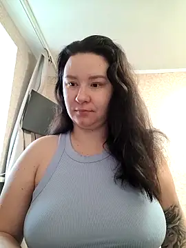 Snapshot of AlexaLexie chatting on 21, 10, 2025 AlexaLexie online show from 21, 10, 2025