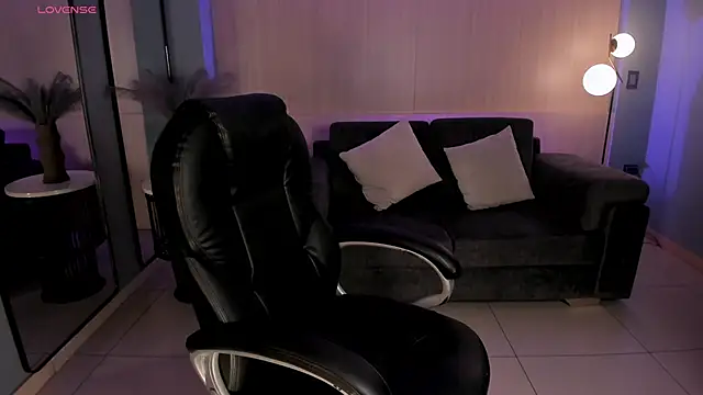 EloisaOlivero online show from 6, 10, 2025