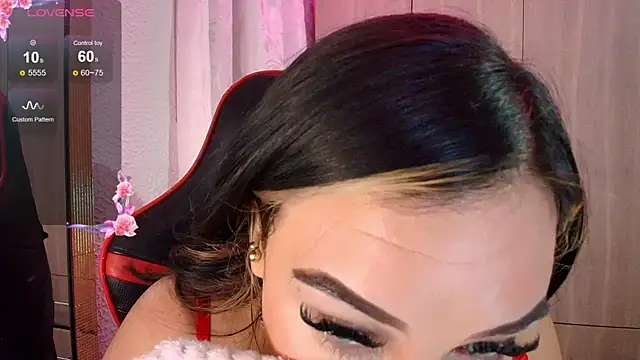 Snapshot of leahtemptation3 chatting on 28, 6, 2026 leahtemptation3 online show from 28, 6, 2026