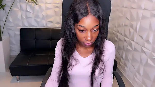 Snapshot of smileybabe chatting on 8, 1, 2025 smileybabe online show from 8, 1, 2025