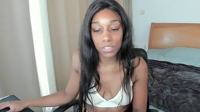Snapshot of smileybabe chatting on 12, 3, 2025 smileybabe online show from 12, 3, 2025