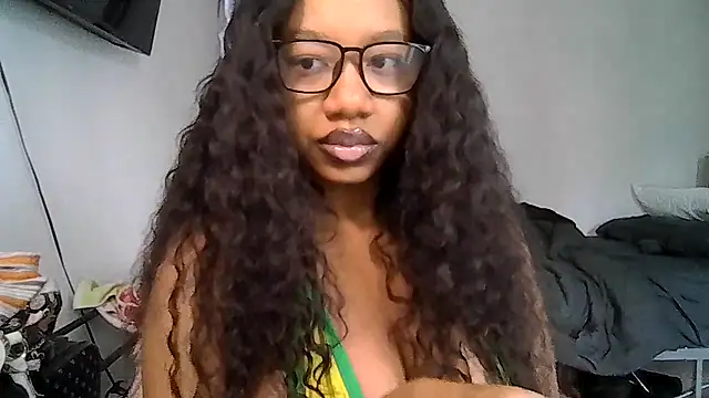 Snapshot of goddessdaisysky chatting on 1, 5, 2026 goddessdaisysky online show from 1, 5, 2026
