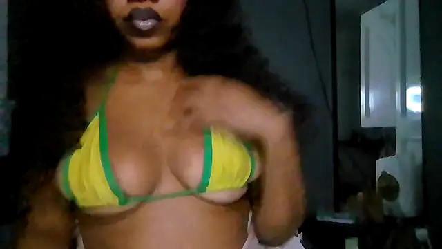 Snapshot of goddessdaisysky chatting on 25, 5, 2026 goddessdaisysky online show from 25, 5, 2026