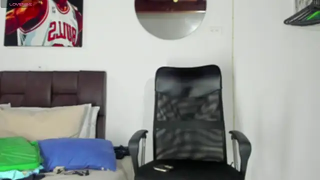 Snapshot of MikeRoss7777 chatting on 25, 1, 2025 MikeRoss7777 online show from 25, 1, 2025