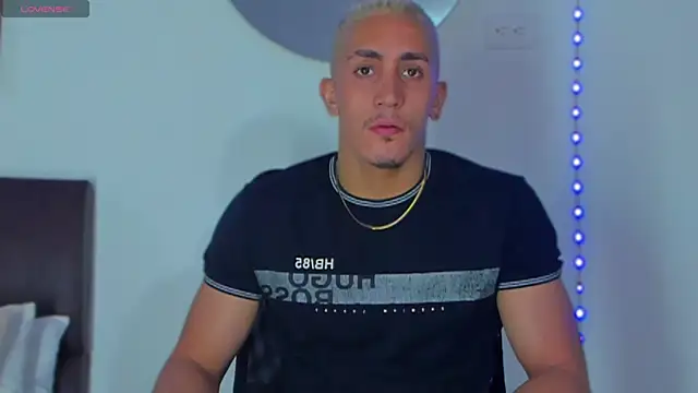 Snapshot of MikeRoss7777 chatting on 26, 1, 2025 MikeRoss7777 online show from 26, 1, 2025