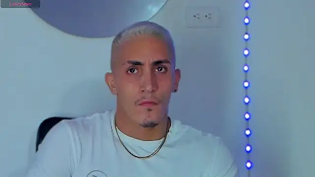 Snapshot of MikeRoss7777 chatting on 27, 1, 2025 MikeRoss7777 online show from 27, 1, 2025