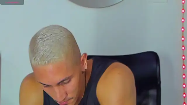 Snapshot of MikeRoss7777 chatting on 28, 1, 2025 MikeRoss7777 online show from 28, 1, 2025