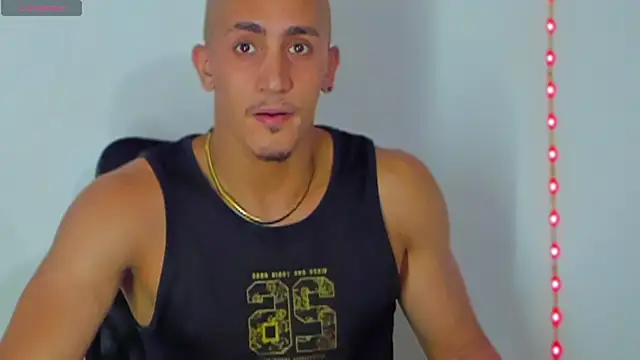 Snapshot of MikeRoss7777 chatting on 28, 1, 2025 MikeRoss7777 online show from 28, 1, 2025