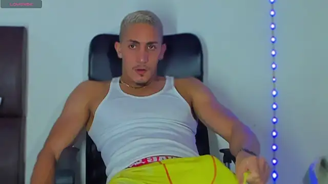 Snapshot of MikeRoss7777 chatting on 7, 2, 2025 MikeRoss7777 online show from 7, 2, 2025