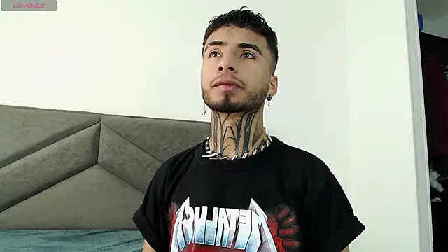 JuanCamiilo 66 online show from 2, 3, 2025