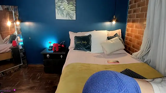 Melody bonnie online show from 20, 1, 2025