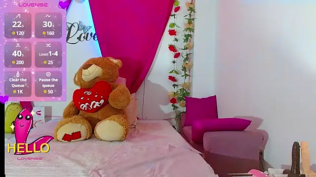 Snapshot of natashakissess chatting on 4, 12, 2024 natashakissess online show from 4, 12, 2024
