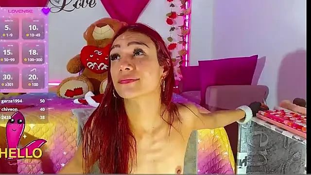 Snapshot of natashakissess chatting on 24, 12, 2024 natashakissess online show from 24, 12, 2024