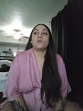 honeeyyy pot online show from 3, 12, 2025