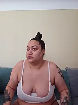 honeeyyy pot online show from 28, 3, 2026