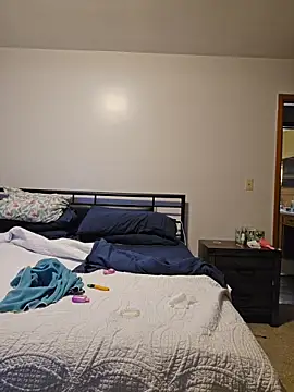 honeeyyy pot online show from 18, 4, 2026