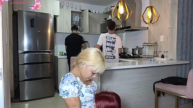 Snapshot of xalicesfantasyx chatting on 19, 3, 2025 xalicesfantasyx online show from 19, 3, 2025