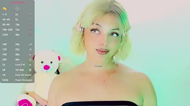 Emmaa Saenz  online show from 21, 3, 2026