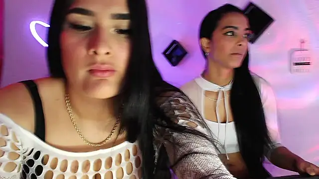 agatha lovee online show from 8, 3, 2025