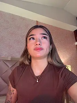 Snapshot of Arianavillada chatting on 22, 6, 2026 Arianavillada online show from 22, 6, 2026