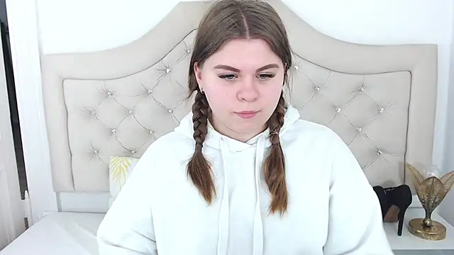 Snapshot of AbbyPleasure chatting on 24, 12, 2024 AbbyPleasure online show from 24, 12, 2024