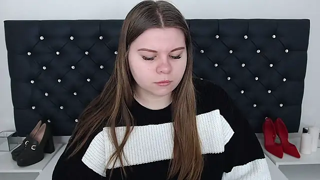 Snapshot of AbbyPleasure chatting on 3, 3, 2025 AbbyPleasure online show from 3, 3, 2025