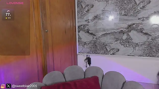 Snapshot of Miss_Carolinawest chatting on 6, 2, 2025 Miss Carolinawest online show from 6, 2, 2025