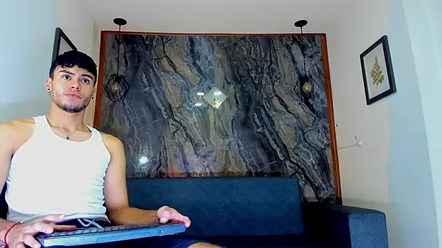 Snapshot of liam_genner_ chatting on 9, 2, 2025 liam genner online show from 9, 2, 2025