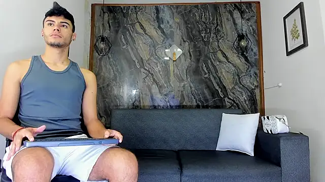 Snapshot of liam_genner_ chatting on 20, 2, 2025 liam genner online show from 20, 2, 2025