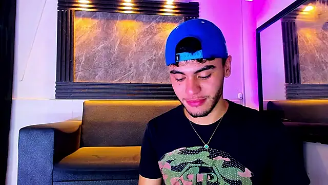 Snapshot of liam_genner_ chatting on 12, 10, 2025 liam genner online show from 12, 10, 2025