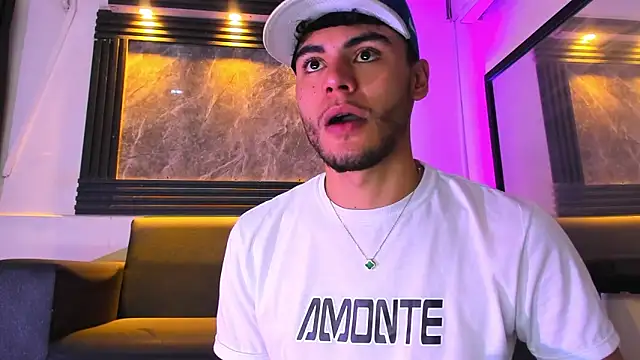 Snapshot of liam_genner_ chatting on 13, 10, 2025 liam genner online show from 13, 10, 2025