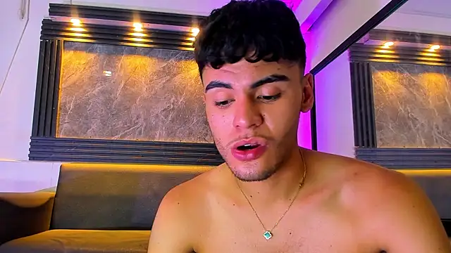 Snapshot of liam_genner_ chatting on 7, 11, 2025 liam genner online show from 7, 11, 2025