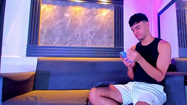 Snapshot of liam_genner_ chatting on 9, 11, 2025 liam genner online show from 9, 11, 2025