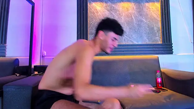 Snapshot of liam_genner_ chatting on 12, 11, 2025 liam genner online show from 12, 11, 2025