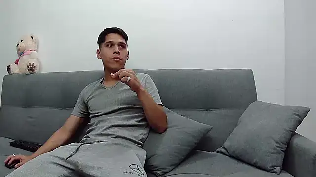 Snapshot of Katalleya_jyj chatting on 23, 1, 2025 Katalleya jyj online show from 23, 1, 2025