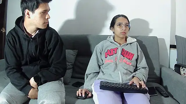 Snapshot of Katalleya_jyj chatting on 8, 10, 2025 Katalleya jyj online show from 8, 10, 2025