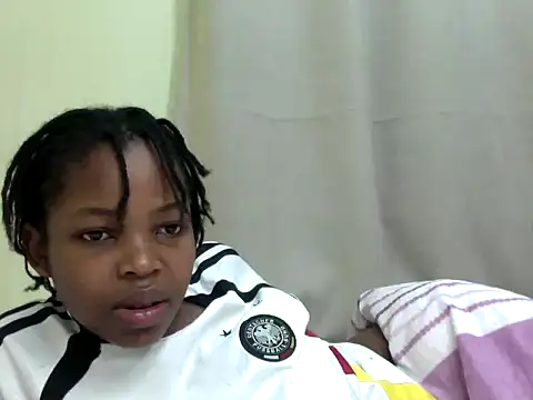 Snapshot of queen-sasha chatting on 28, 3, 2026 queen-sasha online show from 28, 3, 2026