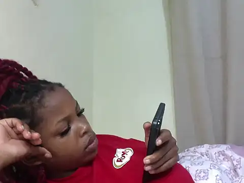 Snapshot of queen-sasha chatting on 18, 4, 2026 queen-sasha online show from 18, 4, 2026