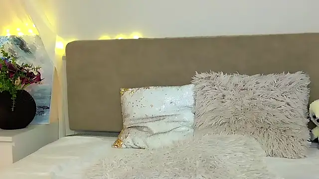 LuisaSin online show from 6, 4, 2026