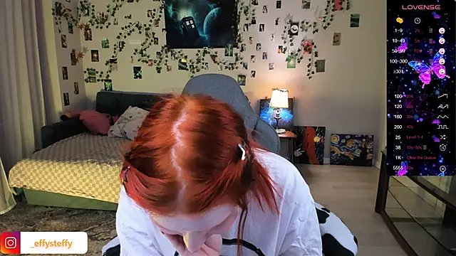 CallMeEffy1 online show from 22, 1, 2025