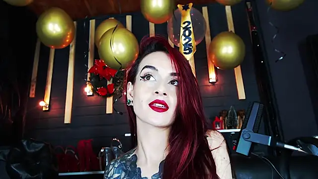 Snapshot of Liilith_goddess_ chatting on 31, 12, 2024 Liilith goddess online show from 31, 12, 2024