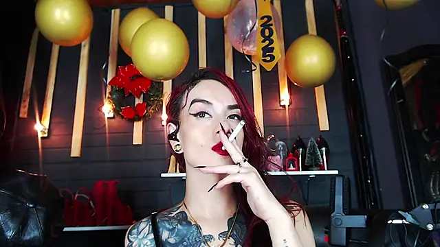 Snapshot of Liilith_goddess_ chatting on 5, 1, 2025 Liilith goddess online show from 5, 1, 2025