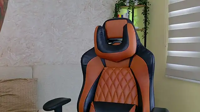 AdanReilly online show from 11, 2, 2025