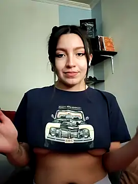 Snapshot of Paudelatorre chatting on 16, 12, 2024 Paudelatorre online show from 16, 12, 2024