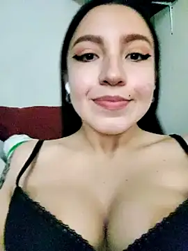 Snapshot of Paudelatorre chatting on 25, 1, 2025 Paudelatorre online show from 25, 1, 2025