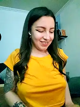 Snapshot of Paudelatorre chatting on 4, 2, 2025 Paudelatorre online show from 4, 2, 2025