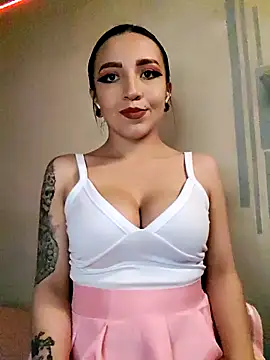 Snapshot of Paudelatorre chatting on 5, 10, 2025 Paudelatorre online show from 5, 10, 2025